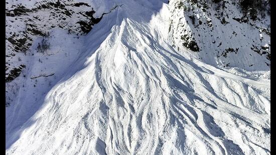 There is five to seven feet of snow at the Churdhar peak which is hindering the rescue operation. (Picture only for representational purpose)