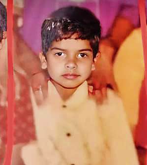 Cops help 35-year-old rescued in Mumbai as a child search for parents Cops help 35-year-old rescued in Mumbai as a child search for parents