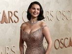 Selena Gomez walks the red carpet at Oscars. 