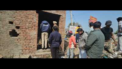 Police at the spot in Jagraon on Monday. (HT PHOTO)