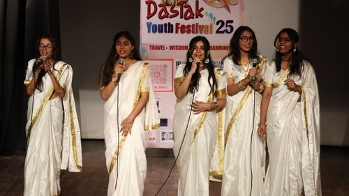 Students participating at Dastak Youth Festival (Photo: HT) Students participating at Dastak Youth Festival (Photo: HT)