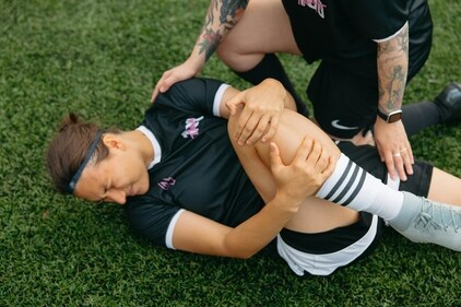 The study found that when taken by surprise, your brain may amplify the pain caused by an injury. (Pexels)