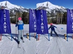 Mark Zuckerberg skied with his kids post-ACL surgery. Mark Zuckerberg skied with his kids post-ACL surgery.