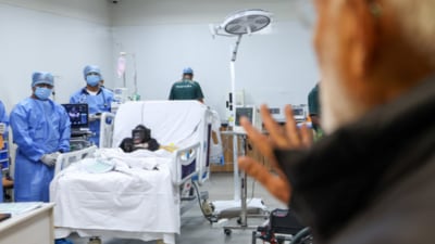PM Modi also checked the wildlife hospital at Vantara and saw the veterinary facilities, which are equipped with MRI, CT scans, and ICUs among others. (Narendra Modi) PM Modi also checked the wildlife hospital at Vantara and saw the veterinary facilities, which are equipped with MRI, CT scans, and ICUs among others. (Narendra Modi)