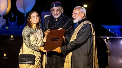Meera Ali, Muzaffar Ali and Narendra Modi Meera Ali, Muzaffar Ali and Narendra Modi