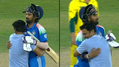 KL Rahul consoles crying Indian fan (@AwaaraHoon/ X) KL Rahul consoles crying Indian fan (@AwaaraHoon/ X)