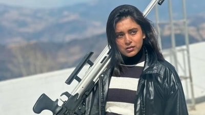 Sumbul Touqeer slams trolls for body-shaming her. (Instagram) Sumbul Touqeer slams trolls for body-shaming her. (Instagram)