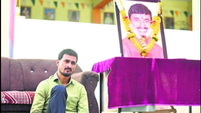 The brother of slain sarpanch Santosh Deshmukh at his home. (HT PHOTO) The brother of slain sarpanch Santosh Deshmukh at his home. (HT PHOTO)