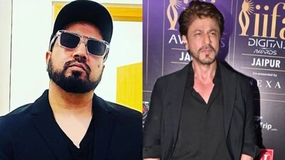 Mika Singh jokingly complained about SRK not fulfilling his promise Mika Singh jokingly complained about SRK not fulfilling his promise