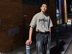 Wonwoo is a member of SEVENTEEN which debuted in 2015. Wonwoo is a member of SEVENTEEN which debuted in 2015.