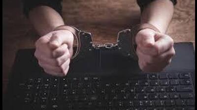 The Sector 18, Chandigarh, resident told the police that the scammers called her posing as officials from CBI and Mumbai police. (iStock) The Sector 18, Chandigarh, resident told the police that the scammers called her posing as officials from CBI and Mumbai police. (iStock)