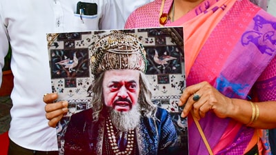 Mumbai: Members of the ruling Mahayuti stage a protest against Samajwadi Party MLA Abu Asim Azmi over his remarks about Mughal emperor Aurangzeb, during the Budget session of Maharashtra Assembly, in Mumbai, on Tuesday (PTI) Mumbai: Members of the ruling Mahayuti stage a protest against Samajwadi Party MLA Abu Asim Azmi over his remarks about Mughal emperor Aurangzeb, during the Budget session of Maharashtra Assembly, in Mumbai, on Tuesday (PTI)