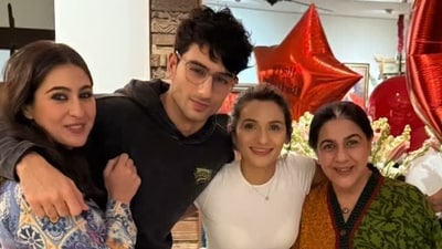 Ibrahim Ali Khan celebrated his birthday with Sara Al Khan and mom Amrita Singh. Ibrahim Ali Khan celebrated his birthday with Sara Al Khan and mom Amrita Singh.