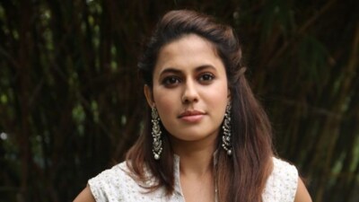 Kannada actress Ranya Rao was arrested from the Kempagowda International Airport. Kannada actress Ranya Rao was arrested from the Kempagowda International Airport.