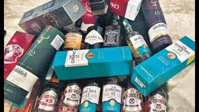 An earlier probe on October 11, 2024, had found that Haryana-made liquor was being sold in Lucknow after being repackaged in Uttar Pradesh-manufactured bottles. (Sourced) An earlier probe on October 11, 2024, had found that Haryana-made liquor was being sold in Lucknow after being repackaged in Uttar Pradesh-manufactured bottles. (Sourced)