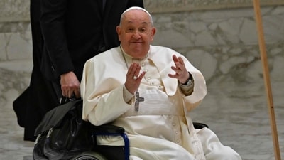 Pope Francis gestures as he arrives for a weekly general audience at Paul-VI hall in the Vatican on January 22, 2025. (AFP file) Pope Francis gestures as he arrives for a weekly general audience at Paul-VI hall in the Vatican on January 22, 2025. (AFP file)