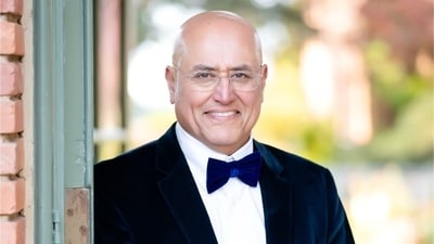 Sabheer Bhatia co-founded Hotmail in the July of 1996 with Jack Smith, a colleague from Apple. (Sabheer Bhatia/LinkedIn) Sabheer Bhatia co-founded Hotmail in the July of 1996 with Jack Smith, a colleague from Apple. (Sabheer Bhatia/LinkedIn)
