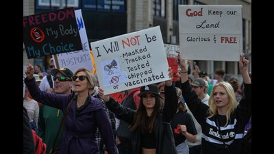 A protest by anti-vaxxers and anti-maskers in Canada, in 2021. (Getty Images) A protest by anti-vaxxers and anti-maskers in Canada, in 2021. (Getty Images)