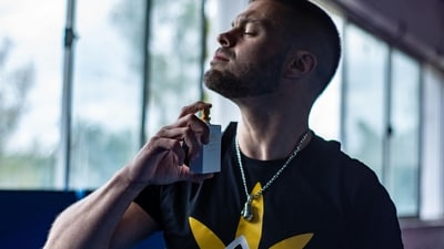 Best long-lasting perfume for men (Pexels) Best long-lasting perfume for men (Pexels)