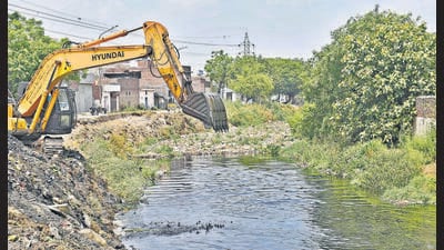 Buddha Nullah pollution has been a long-standing issue for the locals. (HT FILE PHOTO)