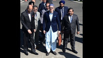 Jammu and Kashmir chief minister Omar Abdullah arrives in the assembly for presenting budget on Friday. (HT photo) Jammu and Kashmir chief minister Omar Abdullah arrives in the assembly for presenting budget on Friday. (HT photo)