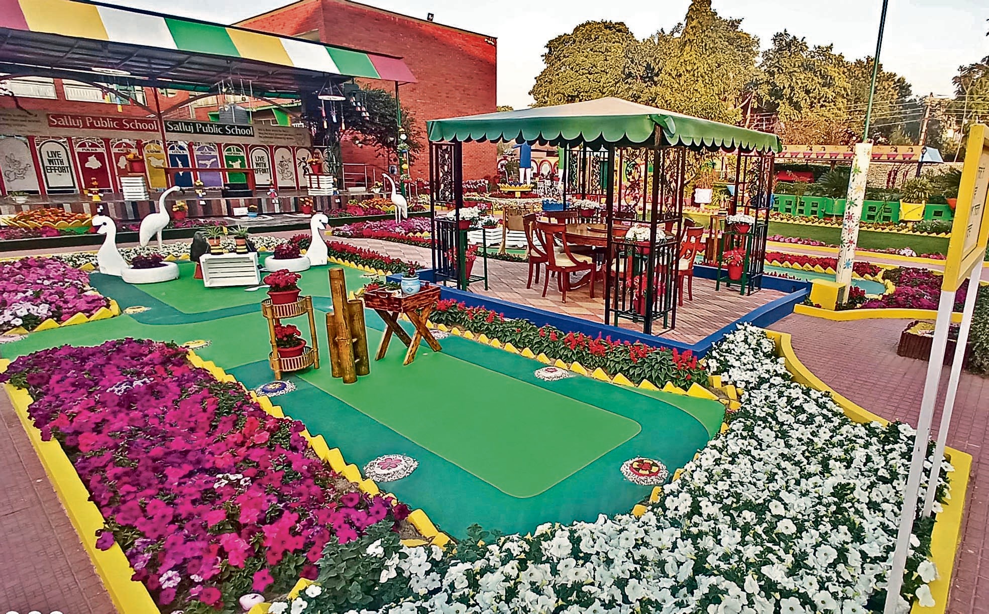 Satluj Public School, Sector 2, bagged the first position in the best garden in school campus (primary wing) category. (Sant Arora/HT) Satluj Public School, Sector 2, bagged the first position in the best garden in school campus (primary wing) category. (Sant Arora/HT)