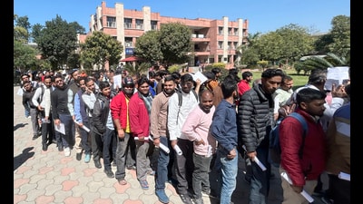 A whopping 9,596 traffic challans were settled at the Lok Adalats and ₹4.7 lakh was realised as fine at the District Courts Complex, Sector 43, in Chandigarh on Saturday. (Ravi Kumar/HT) A whopping 9,596 traffic challans were settled at the Lok Adalats and ₹4.7 lakh was realised as fine at the District Courts Complex, Sector 43, in Chandigarh on Saturday. (Ravi Kumar/HT)