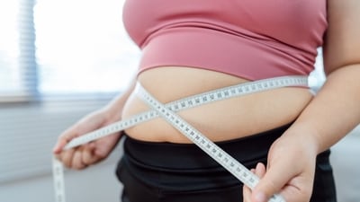 Fitness trainer Divy Chheda recently shared an 8-step plan to help you shed belly fat in just three months. (Shutterstock) Fitness trainer Divy Chheda recently shared an 8-step plan to help you shed belly fat in just three months. (Shutterstock)