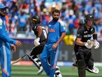 Mohammed Shami dropped the catch of Rachin Ravindra. Mohammed Shami dropped the catch of Rachin Ravindra.