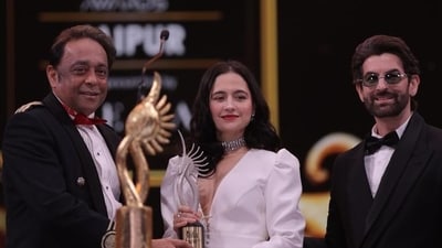 Sanjeeda Shaikh won Best Performance in a Supporting Role Female (Series) for Heeramandi: The Diamond Bazaar. Helmed by Sanjay Leela Bhansali, the series is available to watch on Netflix. (Twitter) Sanjeeda Shaikh won Best Performance in a Supporting Role Female (Series) for Heeramandi: The Diamond Bazaar. Helmed by Sanjay Leela Bhansali, the series is available to watch on Netflix. (Twitter)