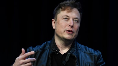 Musk warned on Sunday that Ukraine's "entire front line would collapse" if he turned off Starlink for Kyiv's forces, which have been battling a full-scale Russian invasion since February 2022. (AP) Musk warned on Sunday that Ukraine's "entire front line would collapse" if he turned off Starlink for Kyiv's forces, which have been battling a full-scale Russian invasion since February 2022. (AP)