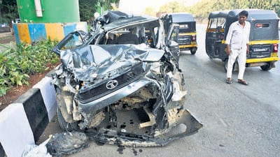Thane, India - March 09, 2025: A dumper loaded with soil hit a four-wheeler and a tempo near Cadbury Bridge in Thane at midnight on Eastern express highway thane , damaging the four-wheeler and injuring six passengers trapped in the vehicles. They were taken out by fire brigade personnel and admitted to a nearby hospital for further treatment, two of whom are seriously injured ,in Thane,in Mumbai, India, on, Sunday, March -09, 2025. ( Praful Gangurde /HT Photo ) Thane, India - March 09, 2025: A dumper loaded with soil hit a four-wheeler and a tempo near Cadbury Bridge in Thane at midnight on Eastern express highway thane , damaging the four-wheeler and injuring six passengers trapped in the vehicles. They were taken out by fire brigade personnel and admitted to a nearby hospital for further treatment, two of whom are seriously injured ,in Thane,in Mumbai, India, on, Sunday, March -09, 2025. ( Praful Gangurde /HT Photo )