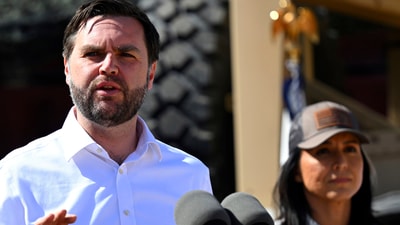 JD Vance used his X account to send a harsh message to the demonstrators, calling anyone who chases kids at a political demonstration “a s**t person.” ((Brandon Bell/Pool via AP)) JD Vance used his X account to send a harsh message to the demonstrators, calling anyone who chases kids at a political demonstration “a s**t person.” ((Brandon Bell/Pool via AP))