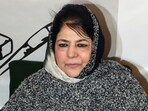 People’s Democratic Party (PDP) president Mehbooba Mufti addresses a press conference in Srinagar. (ANI file)
