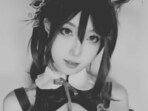 Shi held a livestream, cosplaying as one of her favourite anime characters, a day before her death.
