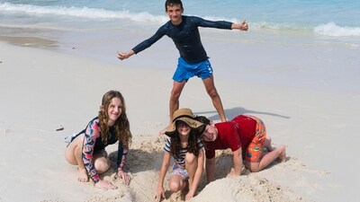 Sun, sea and style: Dive into the coolest beachwear for kids (Pexels) Sun, sea and style: Dive into the coolest beachwear for kids (Pexels)