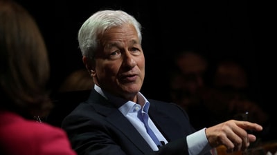 FILE PHOTO: Jamie Dimon, Chairman and Chief Executive officer (CEO) of JPMorgan Chase & Co. (JPM) speaks to the Economic Club of New York in Manhattan in New York City, U.S., April 23, 2024. REUTERS/Mike Segar/File Photo (REUTERS)
