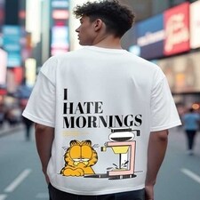 Oversized T-shirts are a fashion trend that never dies! Oversized T-shirts are a fashion trend that never dies!