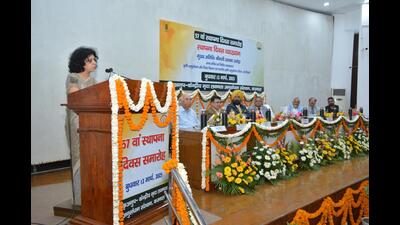 Additional secretary (DARE) Alka Nangia Arora and financial advisor (ICAR) chaired the event that was also attended by ICAR-National Institute of Agricultural Economics and Policy Research (NIAP) director Pratap Singh Birthal, CSSRI director RK Yadav, Maharana Pratap Horticultural, Karnal vice-chancellor S.K. Malhotra, former institute directors Gurbachan Singh, DK Sharma and PC Sharma and others. (HT Photo)
