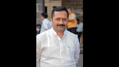 Rasne added considering the gravity of the situation, the State government must step in and instruct the PMC commissioner to act on the issue.  (HT PHOTO)
