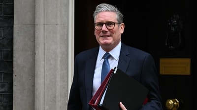 Keir Starmer, UK prime minister, departs 10 Downing Street to attend a weekly questions and answers session at parliament, in London, UK, on Wednesday, March 12, 2025. (Bloomberg) Keir Starmer, UK prime minister, departs 10 Downing Street to attend a weekly questions and answers session at parliament, in London, UK, on Wednesday, March 12, 2025. (Bloomberg)