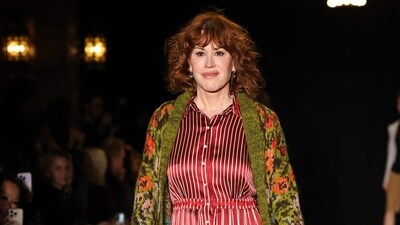 NEW YORK, NEW YORK - FEBRUARY 04: Molly Ringwald walks the runway for the Lingua Franca fashion show during February 2025 New York Fashion Week on February 04, 2025 in New York City.   Theo Wargo/Getty Images/AFP (Photo by Theo Wargo / GETTY IMAGES NORTH AMERICA / Getty Images via AFP) (Getty Images via AFP)