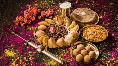 Holi 2025: Explore nutritious alternatives to traditional gujiya this Holi. Holi 2025: Explore nutritious alternatives to traditional gujiya this Holi.