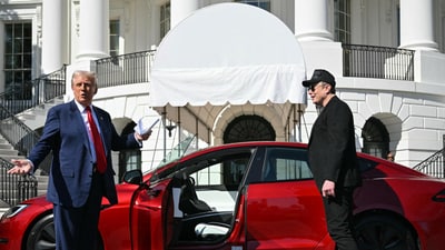 Trump, Hater of EVs, Says He’s Buying a Tesla Trump, Hater of EVs, Says He’s Buying a Tesla