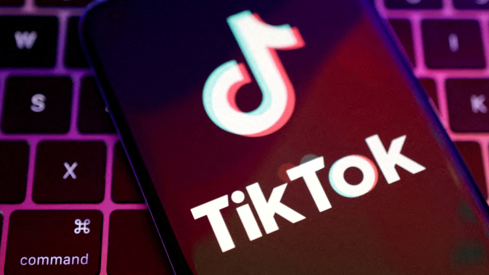 Will TikTok get banned on April 5? Trump admin working with ‘4 different groups’ interested in buying the platform