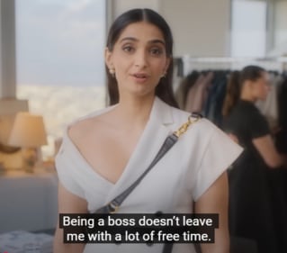 Sonam Kapoor played the role of an editor in the advertisement. (YouTube)