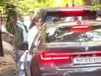 Alia Bhatt arrives at Ayan Mukerji's home for his father's funeral. Alia Bhatt arrives at Ayan Mukerji's home for his father's funeral.