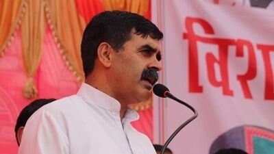 Bumber Thakur, a former Congress MLA, was shot at by unidentified assailants at his residence in Himachal Pradesh's Bilaspur. (@bumber_thakur/X) Bumber Thakur, a former Congress MLA, was shot at by unidentified assailants at his residence in Himachal Pradesh's Bilaspur. (@bumber_thakur/X)