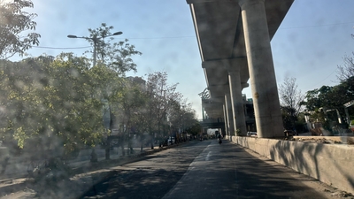 A deserted ORR stretch in Bengaluru. (X/@NammaBengaluroo)