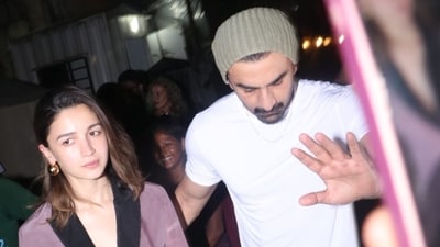 Ranbir Kapoor and Alia Bhatt are back in Mumbai. (file pic) Ranbir Kapoor and Alia Bhatt are back in Mumbai. (file pic)